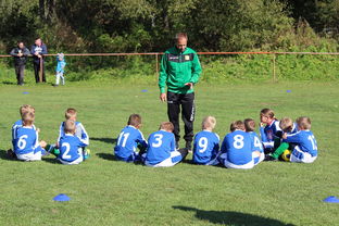 开云体育登录网站入口-切尔西中场控球能力主导比赛节奏,切尔西的中场核心