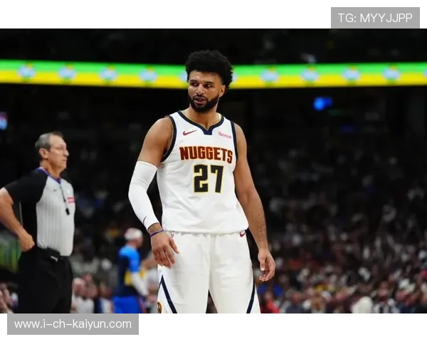 NBA掘金穆雷外线稳稳命中完成关键反超